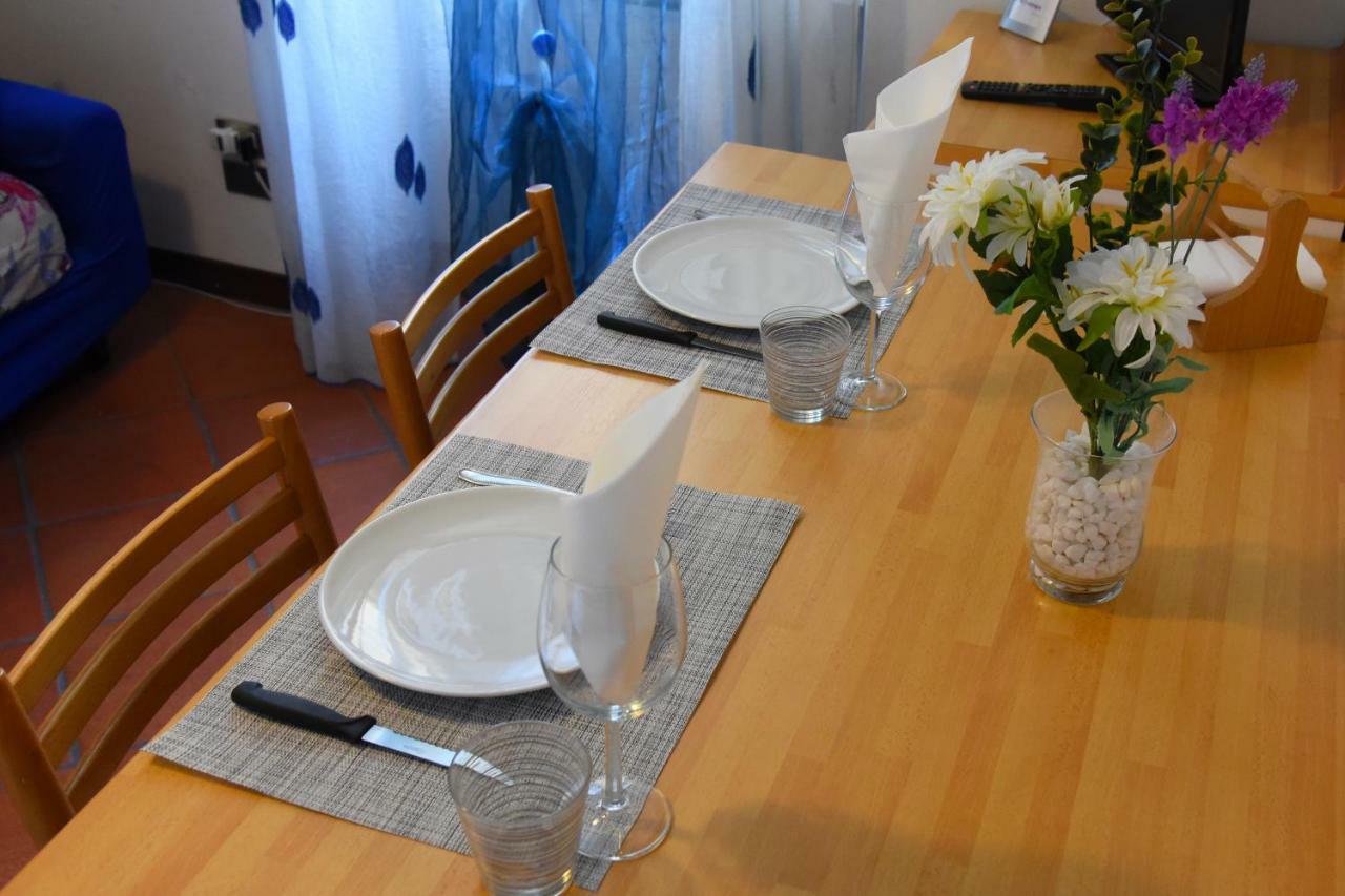 Cozy Garden Retrait Apartment Varenna Exterior foto