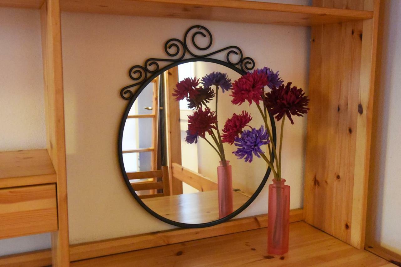 Cozy Garden Retrait Apartment Varenna Exterior foto